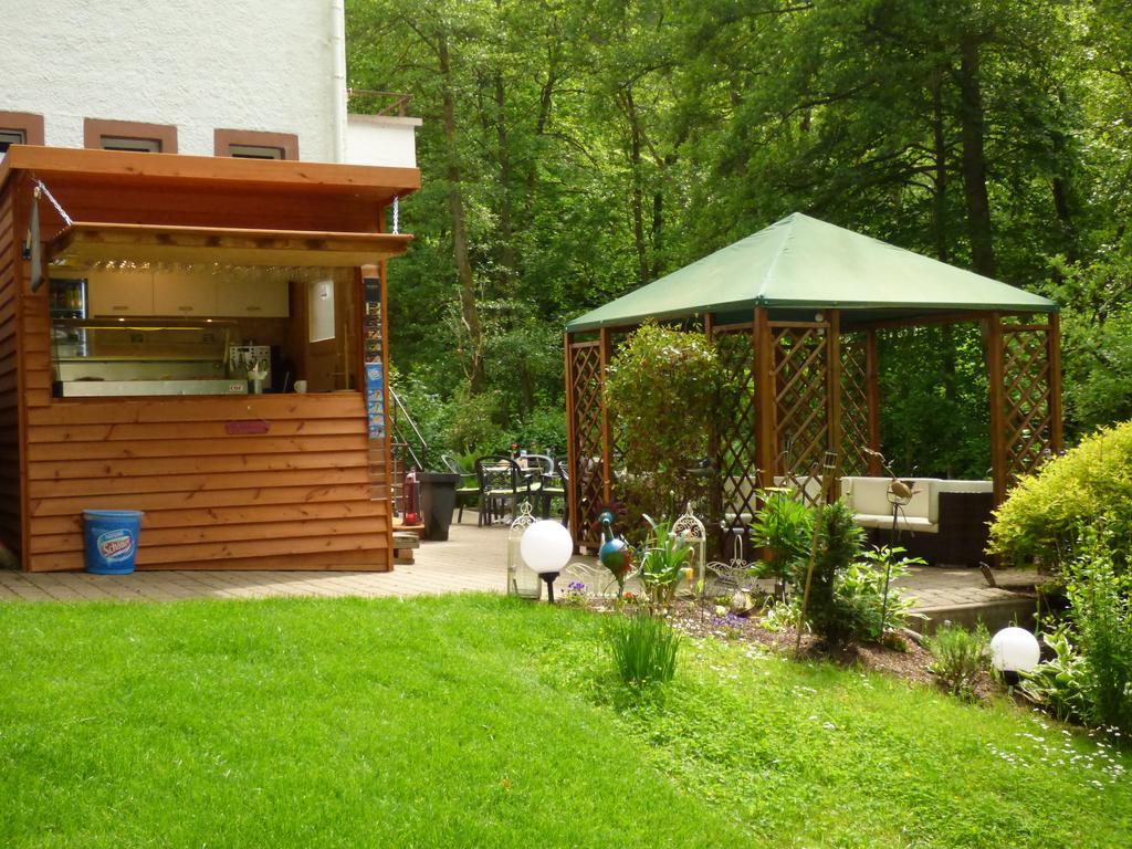 Wald Villa Üssbach Alf Esterno foto